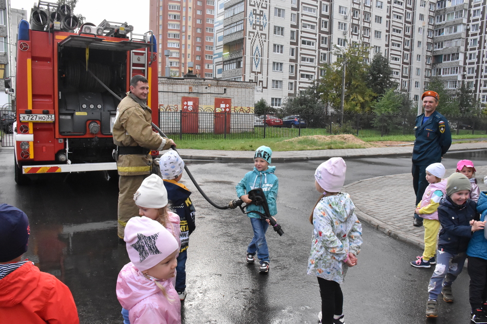дети пожарные